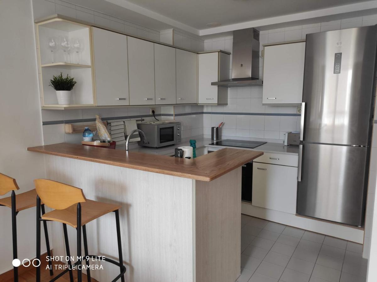 Luminoso y acogedor apartamento con excelente ubicación Oleiros Exterior foto