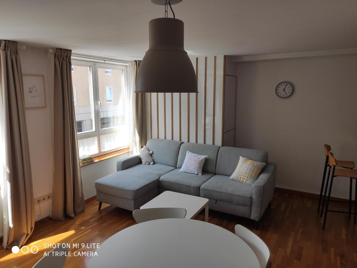 Luminoso y acogedor apartamento con excelente ubicación Oleiros Exterior foto